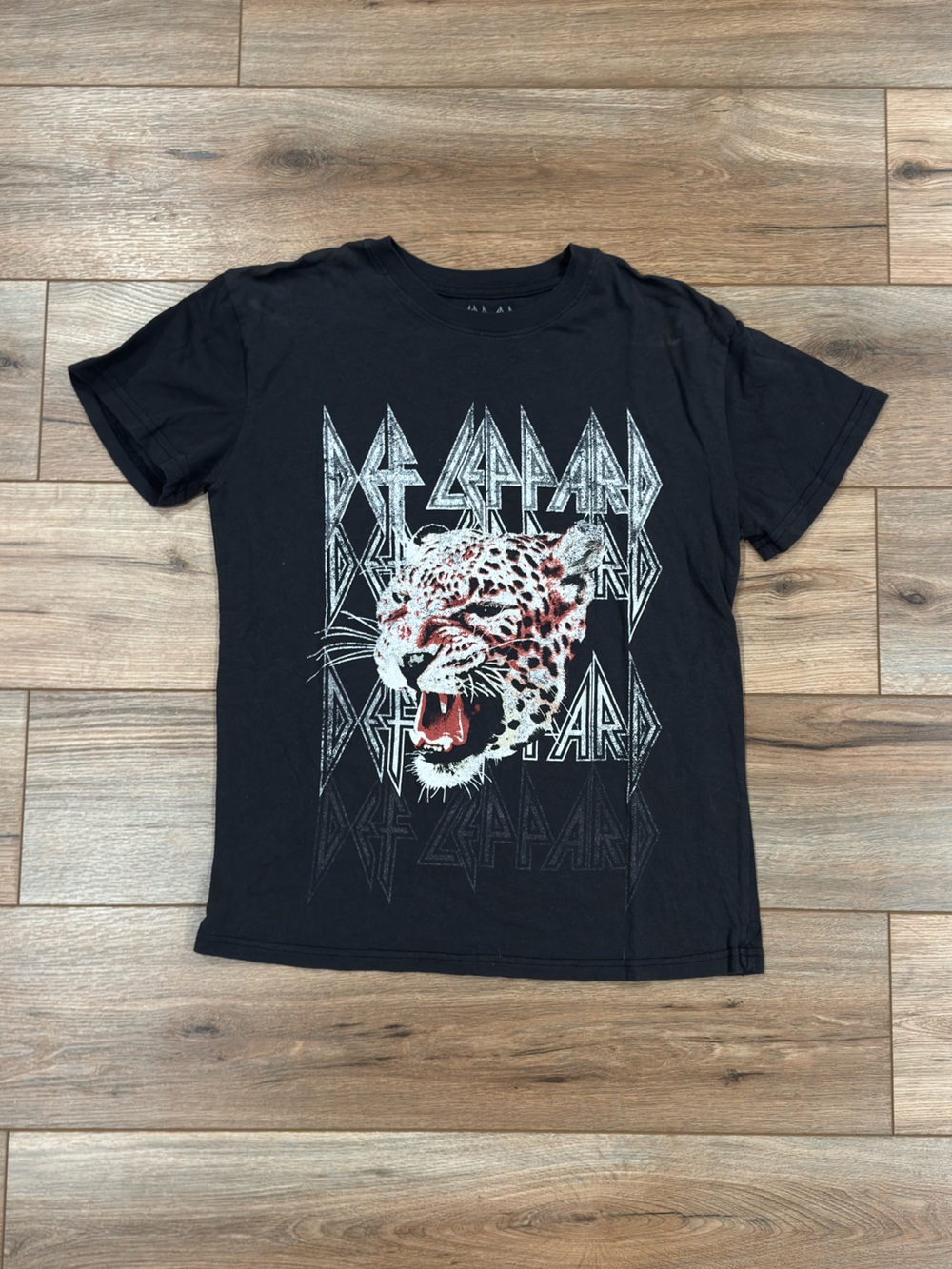 DEF LEPPARD Casual Black 100% Cotton Graphic Rocker Band Tee | Size Medium